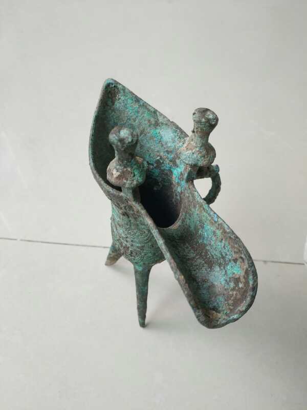 春秋战国青铜三足酒爵1526